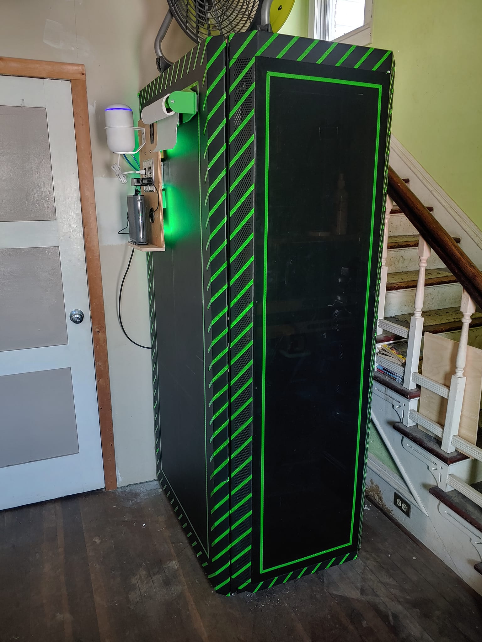 JDGX Server Rack thumbnail